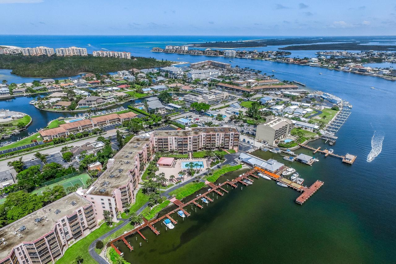 Riverside Club Marco Island Eksteriør billede