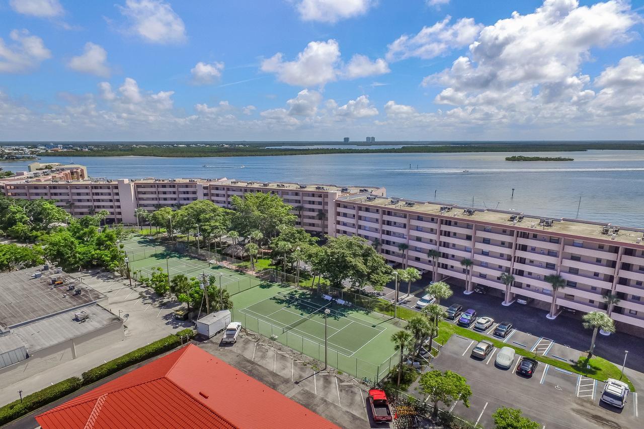 Riverside Club Marco Island Eksteriør billede